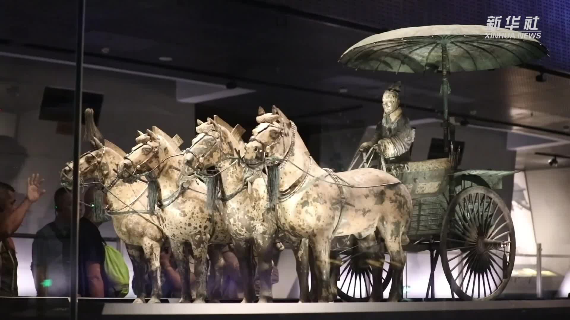 abeddc07-0b9a-46ab-9dee-