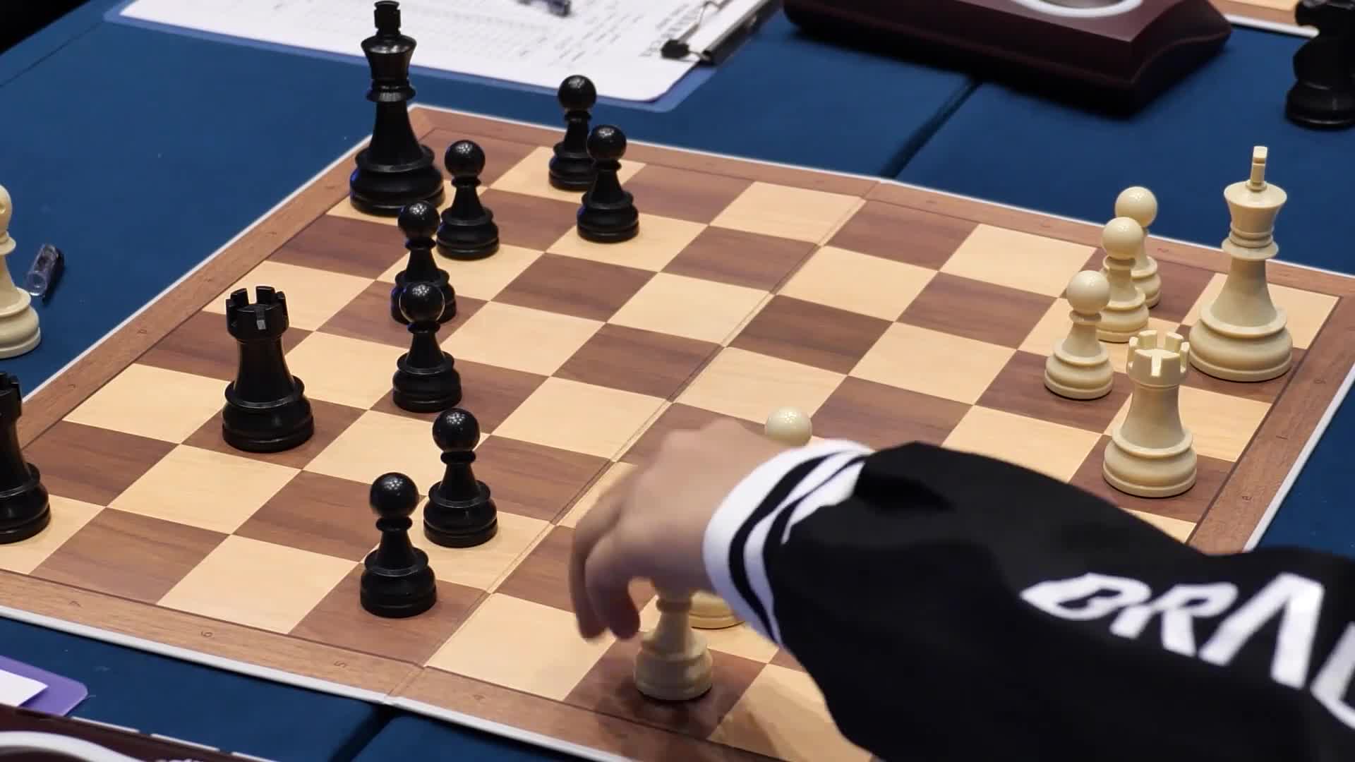 秦皇岛电视台丨国际象棋魅力足精彩博弈见真功